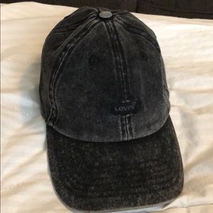 Women’s Levi’s hat